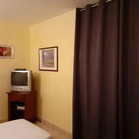 U Castellu Di Montilati Figari Corse Holiday home *