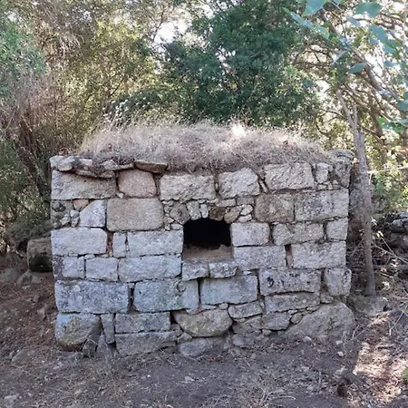U Castellu Di Montilati Figari Corse Holiday home *